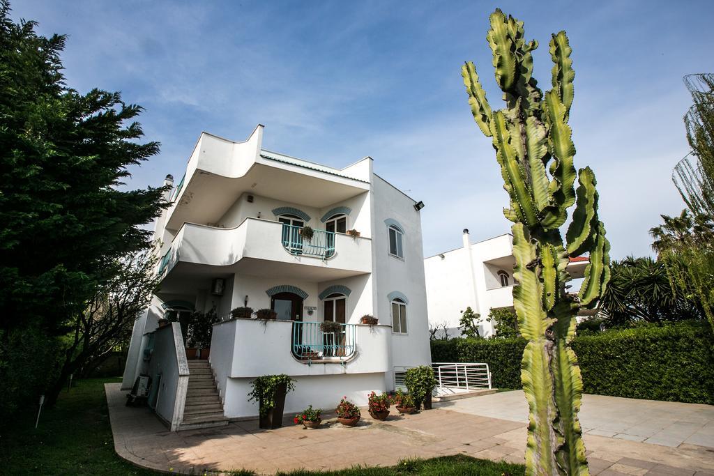 בארי Villa Del Mar מראה חיצוני תמונה